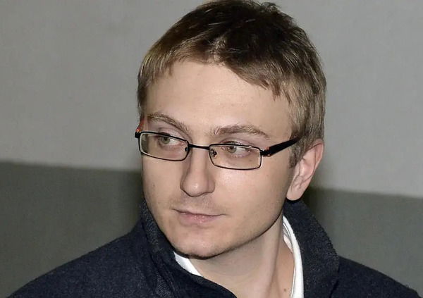 Omicidio Poggi, INTERROGATI ALBERTO STASI E SEMPIO: l’alibi di Andrea copre l’orario in cui Chiara è stata uccisa? Ma come fa lo scontrino del parcheggio a dimostrare che ci fosse lui a Vigevano la mattina del delitto?