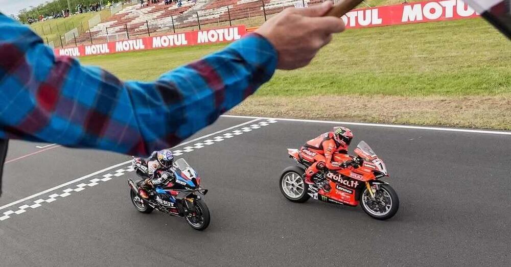 Bulega pi&ugrave; forte del dolore in Gara 2 a Most: piega Toprak in volata e dimostra che l&rsquo;unica &egrave; farli correre da sbronzi