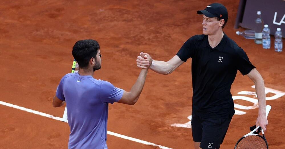 Volevamo il classico, al settimo mese ci hanno dato Sinner-Alcaraz: la finale di Roma ha gi&agrave; cambiato la storia del Tennis?