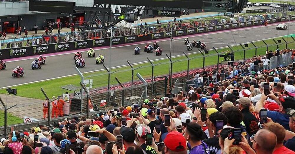 Preparatevi al divorzio: a Silverstone &lsquo;o famo strano! Il GP di Gran Bretagna con orari rivoluzionati per la F1 a Montecarlo  