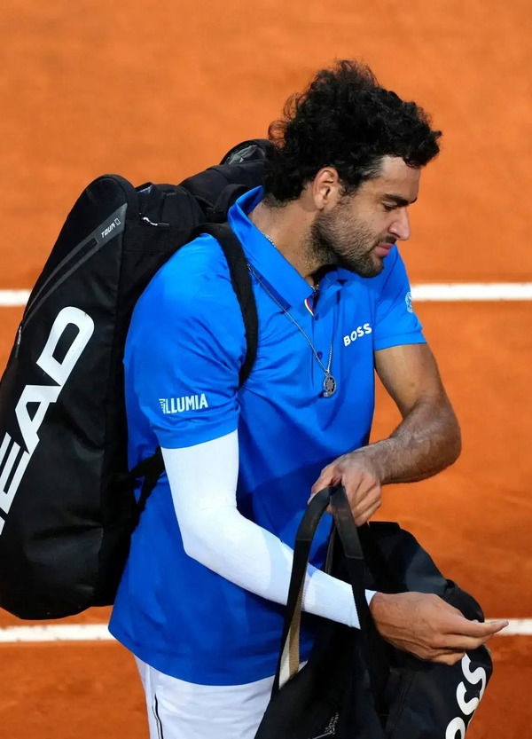 MARTELLO AL PALO. Roland Garros, arriva il forfait di Matteo Berrettini per infortunio? Il problema &egrave;...