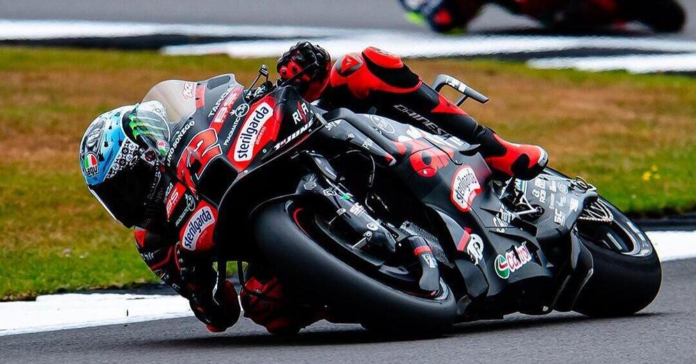 Boia che Marco Bezzecchi a Silverstone! La feroce rimonta suona anche di messaggio a Jorge Martin (che presto dar&agrave; la sua versione della storia)