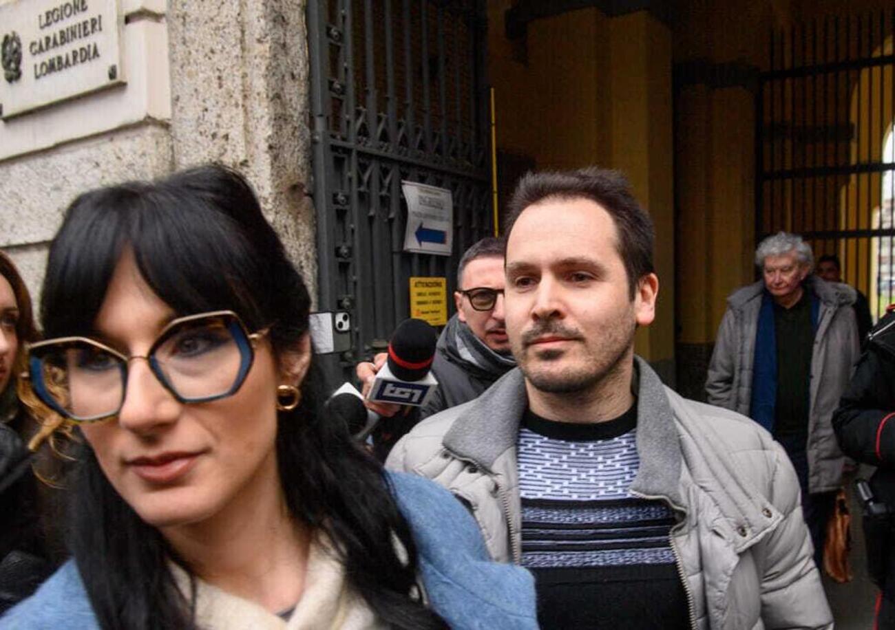 Delitto di Garlasco, ma le prove contro Sempio bastano a &ldquo;incastrarlo&rdquo;? Il dna sotto le unghie, &ldquo;l&rsquo;impronta 33&rdquo;, l&rsquo;alibi fragile: tutto quello che non torna nell&#039;omicidio Poggi. E Stasi pu&ograve; sperare? Mentre il filone &ldquo;Clean&rdquo; sulla corruzione a Brescia&hellip; 