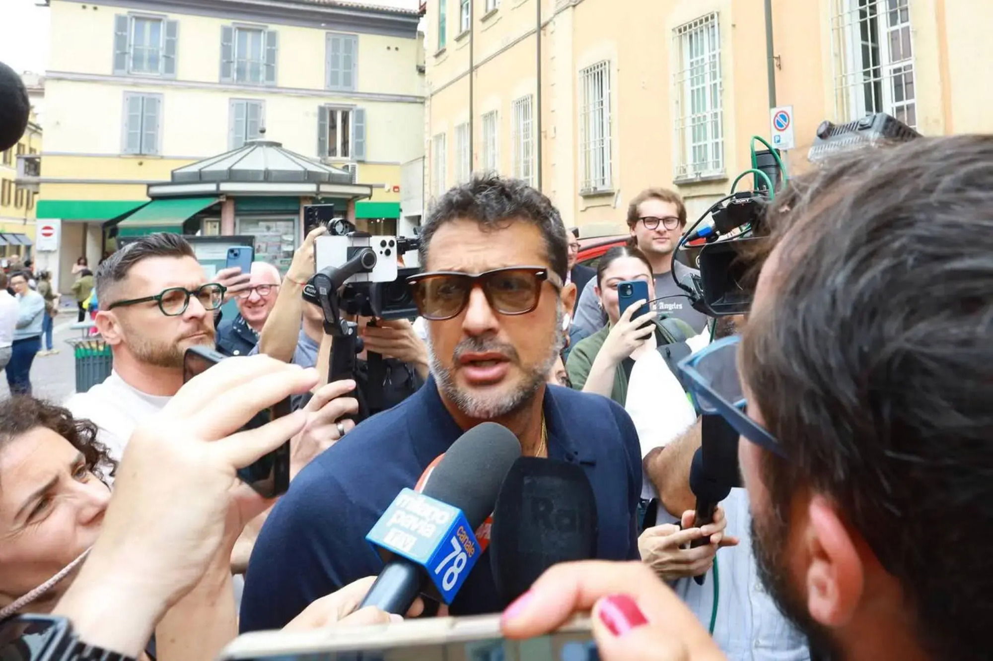 Fabrizio Corona a Garlasco nel 2025