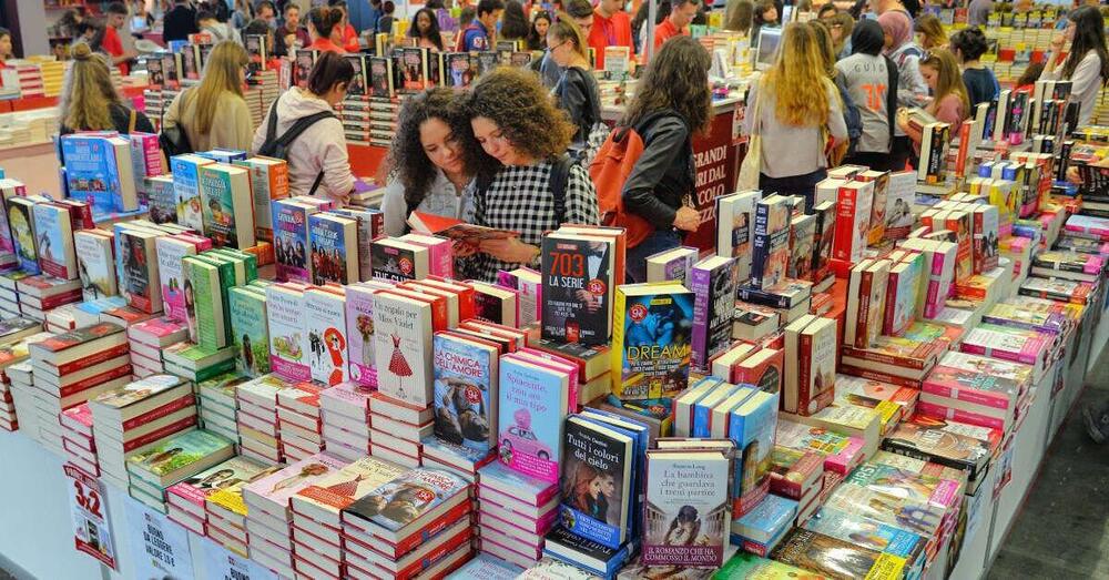Che cos&#039;&egrave; diventato il Salone del libro di Torino? Un &quot;mostro&quot; che contiene di tutto. Che cosa rimarr&agrave; dell&#039;edizione 2025? Niente. Chi esulta? Soltanto kebabbari e taxisti...