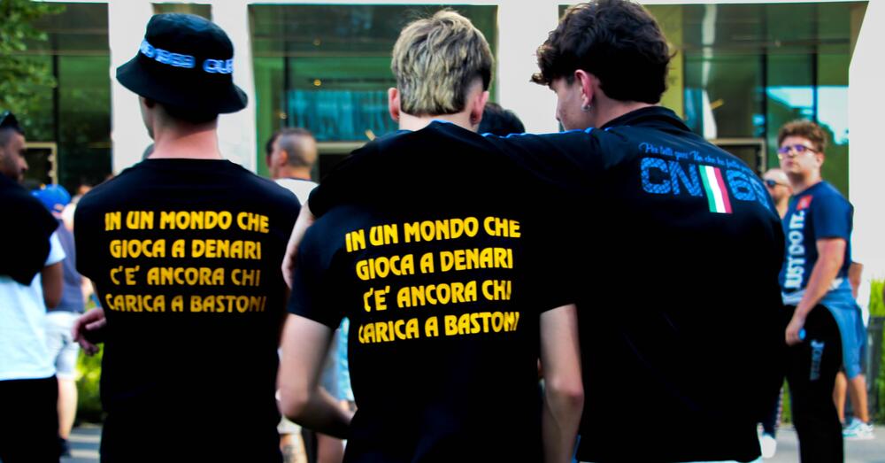 Chi ha paura degli ultras? Siamo stati alla protesta per i biglietti della finale di Champions League della curva Nord dell&rsquo;Inter: tra cori contro la societ&agrave;, richieste sui tagliandi (&ldquo;Non vogliamo favori&rdquo;) e l&rsquo;inchiesta, ecco com&rsquo;&egrave; andata