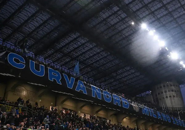 Caos biglietti Inter per la finale di Champions contro il Psg, parla l&rsquo;avvocato della Curva Nord Perlino: &ldquo;Nei prossimi giorni andremo a protestare alla Pinetina&rdquo;. Gli ultras dell&rsquo;Inter comunque a Monaco? &ldquo;S&igrave; e chi risponder&agrave; per l&rsquo;ordine pubblico?&rdquo;