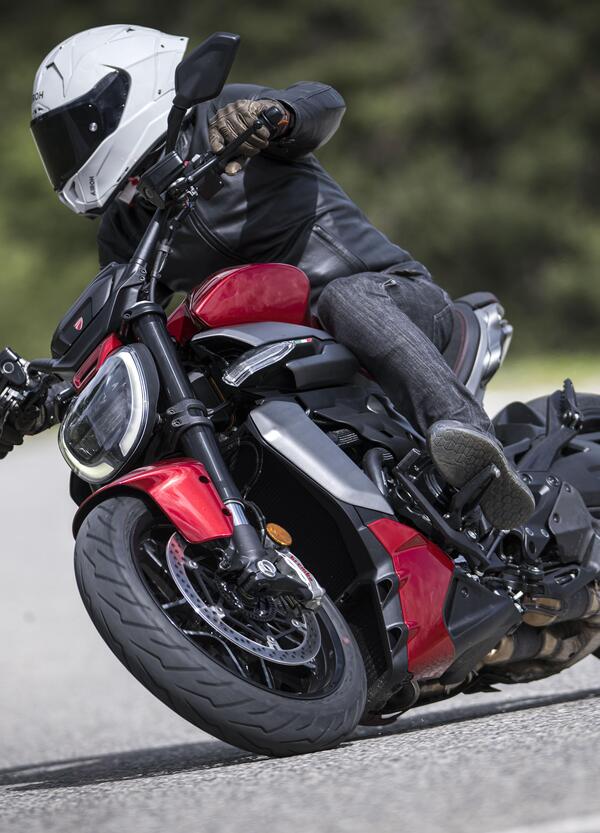 Ducati XDiavel V4 2025: ecco perch&eacute; &egrave; MOLTO diversa da come ce l&#039;aspettavamo