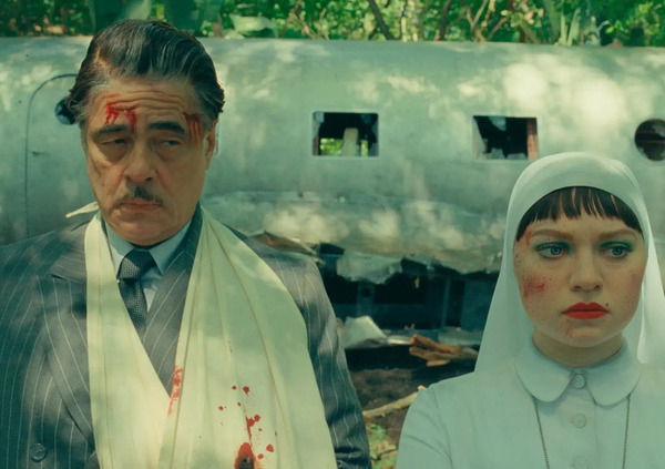 Abbiamo visto La trama fenicia al cinema, il nuovo film di Wes Anderson, ma com&rsquo;&egrave;? Sempre uguale, ma pi&ugrave; politico, pi&ugrave; spietato, pi&ugrave; spirituale...