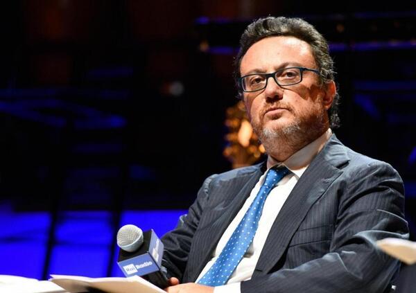 A Repubblica i giornalisti chiedono la pace, ma scoppia la guerra: perch&eacute; si &egrave; dimesso il Cdr