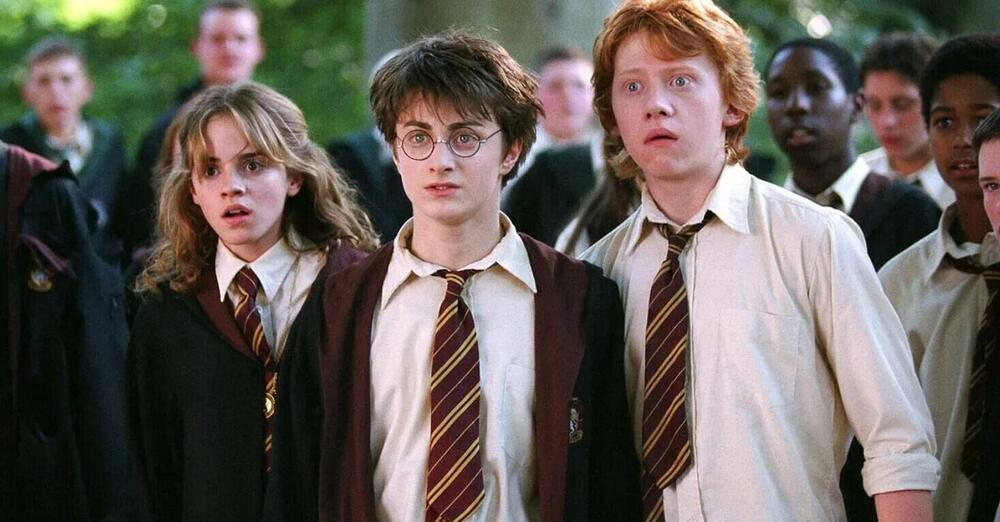 Per quale motivo la nuova serie di Harry Potter fa incazzare tutti? Dall&#039;attore di origini ghanesi ai &ldquo;nuovi&rdquo; Daniel Radcliffe, Emma Watson e Rupert Grint&hellip; Ecco cosa sta succedendo (e perch&eacute; i fan si devono dare una calmata)