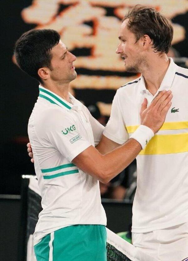 PAPPATI DA SINNER E ALCARAZ? La generazione panino del dopo Djokovic...