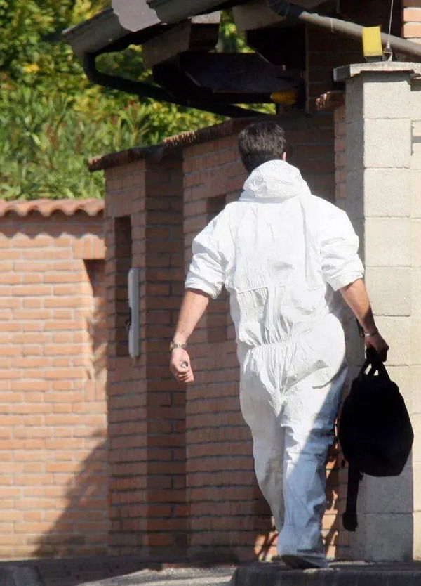 Tutti gli errori medici nel delitto di Garlasco: il corpo non pesato, la temperatura presa male e le lesioni...