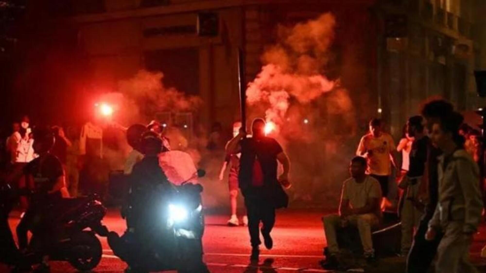 La notte di guerriglia a Parigi
