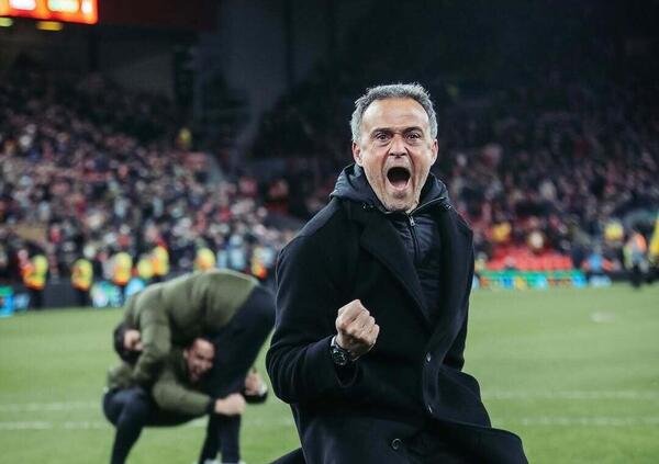 Onore a Luis Enrique, gigante del calcio che ha rivoluzionato il Paris Saint Germain  e ha vinto  la Champions League che aveva promesso alla figlia scomparsa nel 2019