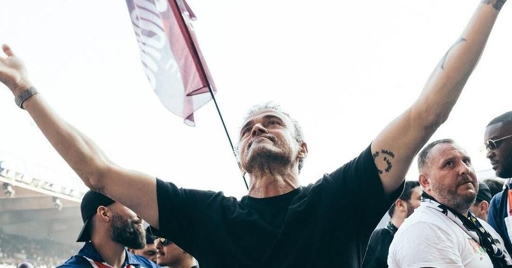 Onore a Luis Enrique, gigante del calcio che ha rivoluzionato il Paris Saint Germain  e ha vinto  la Champions League che aveva promesso alla figlia scomparsa nel 2019