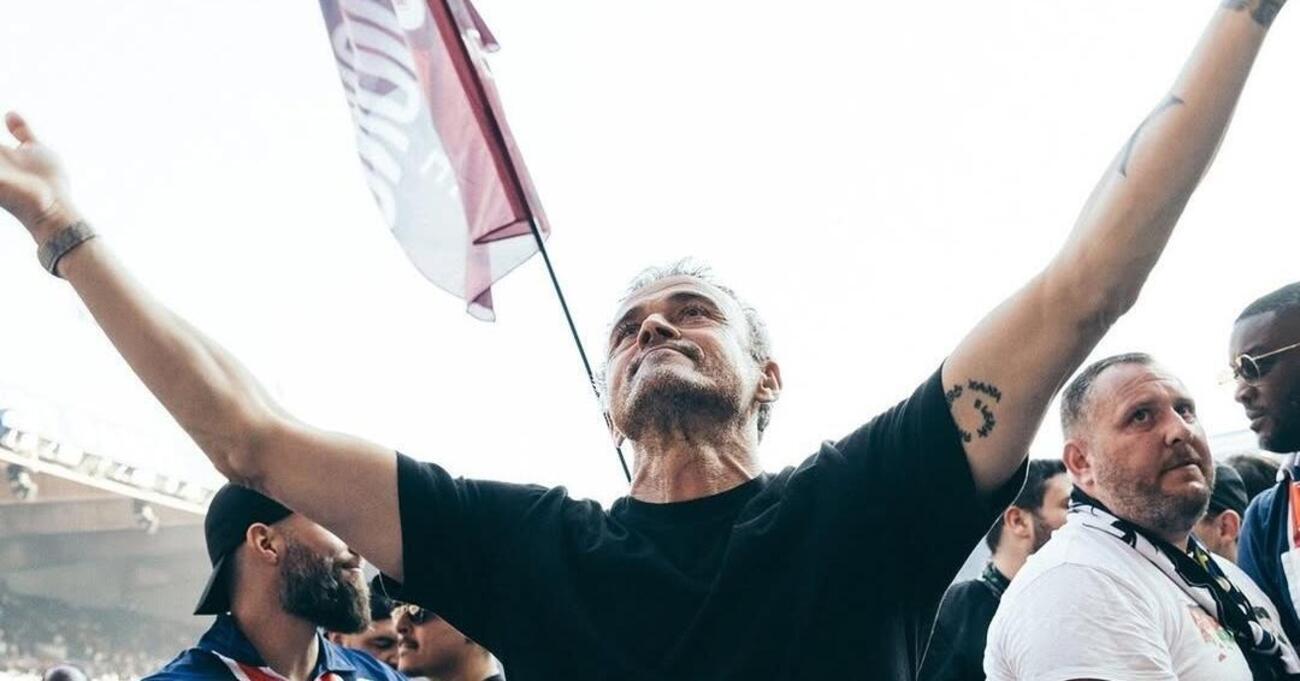 Onore a Luis Enrique, gigante del calcio che ha rivoluzionato il Paris Saint Germain  e ha vinto  la Champions League che aveva promesso alla figlia scomparsa nel 2019