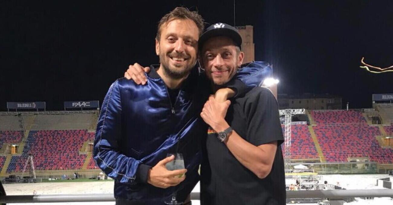 Il duo definitivo? Quello tra Cesare Cremonini e Valentino Rossi, che &egrave; appena arrivato al next level con la VR46 impegnata nel tour Cremonini Live25