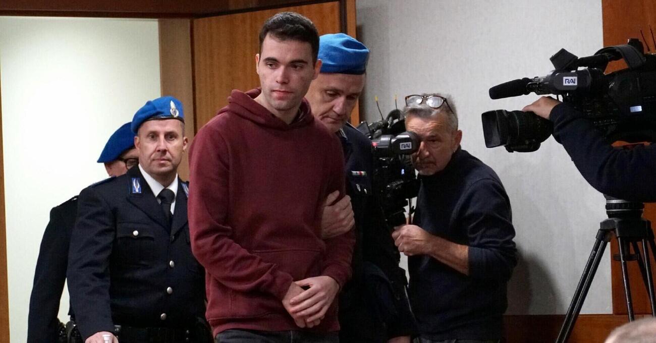 Gianluigi Nuzzi sull&rsquo;aggravante della crudelt&agrave; a Filippo Turetta: &ldquo;Giulia Cecchettin ha subito una via crucis interminabile&rdquo;. E lo stalking? &ldquo;L&rsquo;accusa non ha trovato il consenso, ma in appello&hellip;&rdquo;