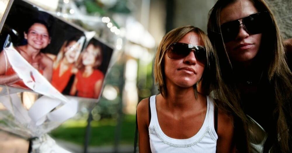 Fabrizio Corona a Garlasco inchioda le gemelle Cappa? &ldquo;Mancato controllo della rabbia&rdquo; per gli insulti di Paola a un&#039;amica della mamma Rosa Poggi: &ldquo;Putt*na, devi morire&rdquo;. Falsissimo a pagamento con Ermanno: &ldquo;Le accuse? Tutte cag*te&rdquo;. Sempio e il santuario?