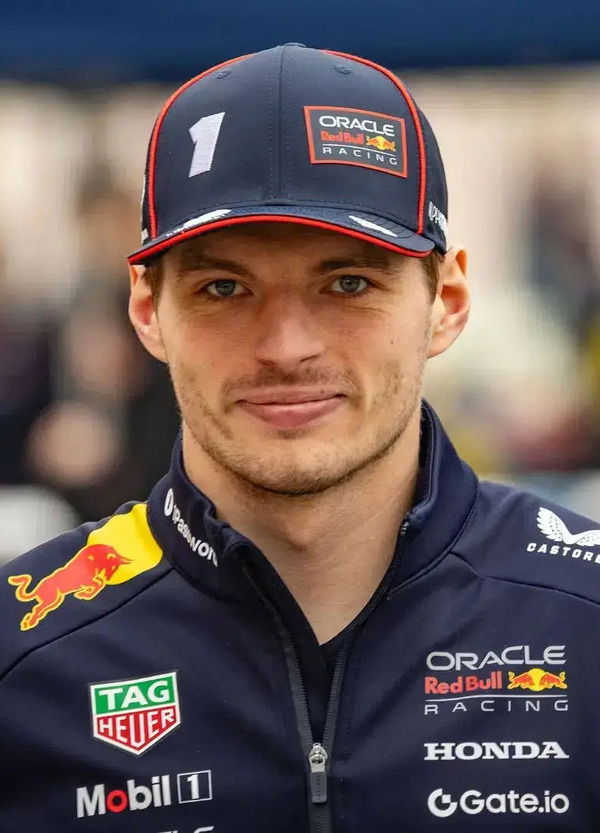 Va bene le McLaren, ma solo un pazzo non capirebbe che questa Formula 1 appartiene a Max Verstappen