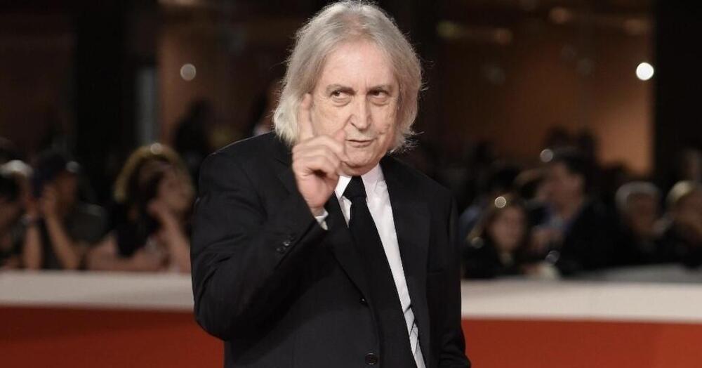 Per Enrico Vanzina il cinema italiano &egrave; in &ldquo;crisi creativa&rdquo; per colpa (anche) di Netflix? Ma il vero film &egrave; la guerra legale (calunnie e truffa) tra lui e la cognata per i debiti del fratello Carlo. E in gioco ci sono prestiti per oltre 200mila euro&hellip;