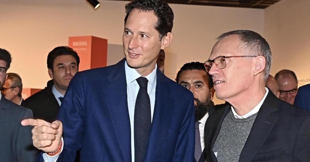 Elkann e Stellantis, ma &egrave; un bene che l&rsquo;ex ceo Tavares benedica la scelta di Filosa come nuovo amministratore delegato?
