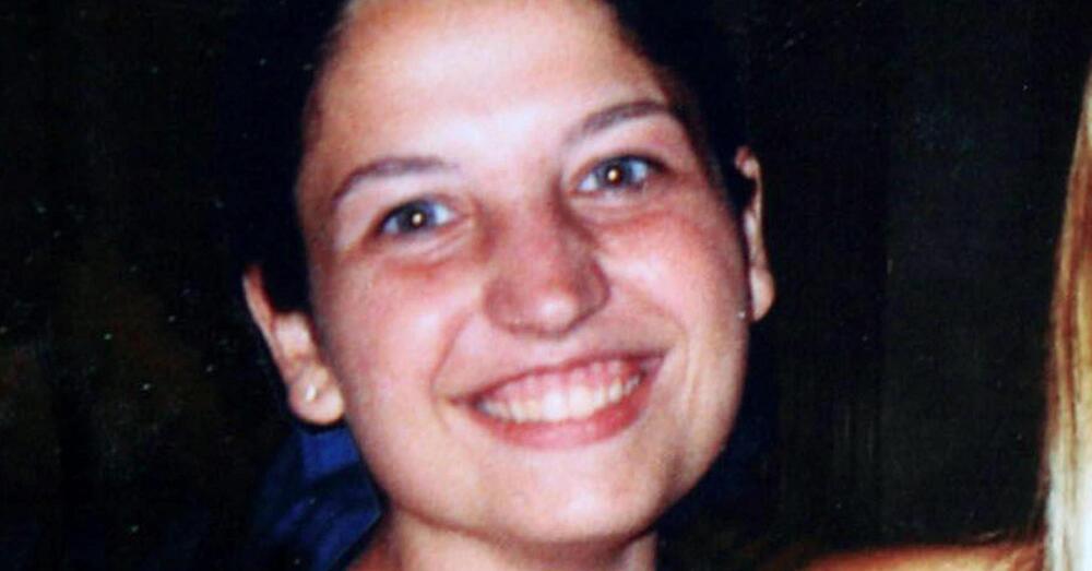 Omicidio Poggi, SVELATO L&rsquo;AMANTE DI CHIARA a Le Iene: &egrave; proprio lui? Alberto Stasi non si &egrave; mai accorto di nulla? Questi &ldquo;intrallazzi&rdquo; sono legati al santuario della Bozzola o un aspetto della vittima che ancora non conosciamo? Mentre le gemelle Cappa&hellip;