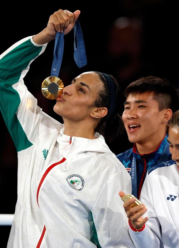 Imane Khelif &egrave; un maschio e ci sono le prove? Allora perch&eacute; i media hanno mentito durante le Olimpiadi?
