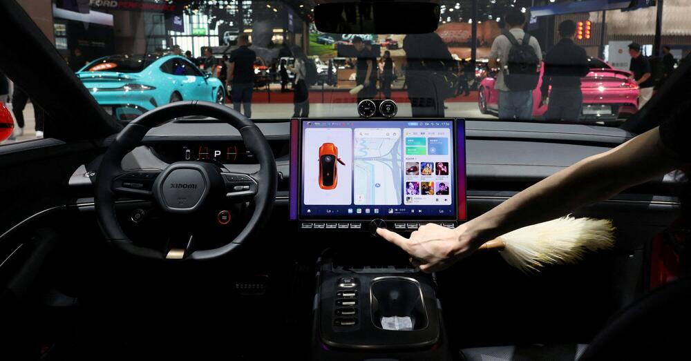 Ma davvero le auto cinesi ci spiano? Ecco perch&eacute; in Inghilterra sono convinti che siano dei nuovi cavalli di Troia. E dopo TikTok e Huawei...
