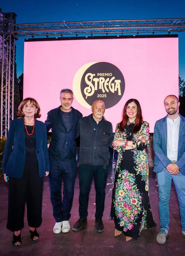 La cinquina del Premio Strega ha mai fatto cos&igrave; cagare? Abbiamo letto Nori, Terranova, Bajani e&hellip;