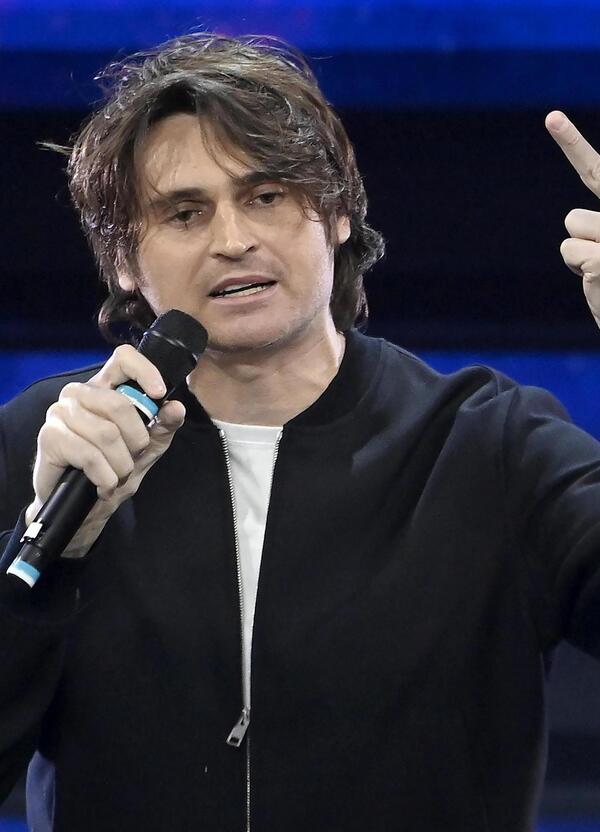 ANGELO DURO COL FISCO? Ma cos&rsquo;&egrave; la storia del comico accusato di aver evaso l&rsquo;Irpef per 150 mila euro? 