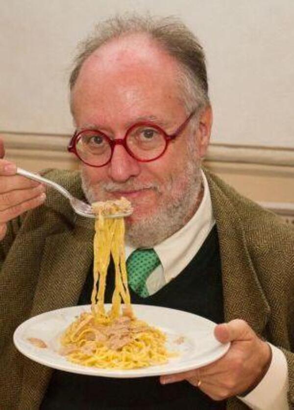 Raspelli demolisce la carbonara da 70 euro: &ldquo;Provocazione sterile, inutile e stupida&rdquo;