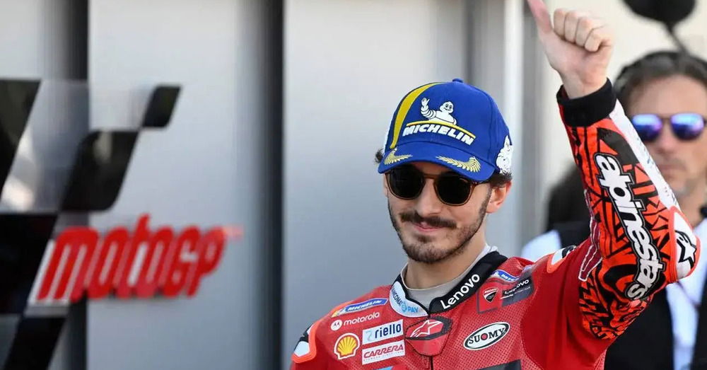  Pecco Bagnaia tra il podio di Aragon, il disco Brembo e tutto quello che non ha detto in TV: &ldquo;Bisognava pensare fuori dagli schemi. Ieri? C&rsquo;&egrave; stato anche altro&rdquo;