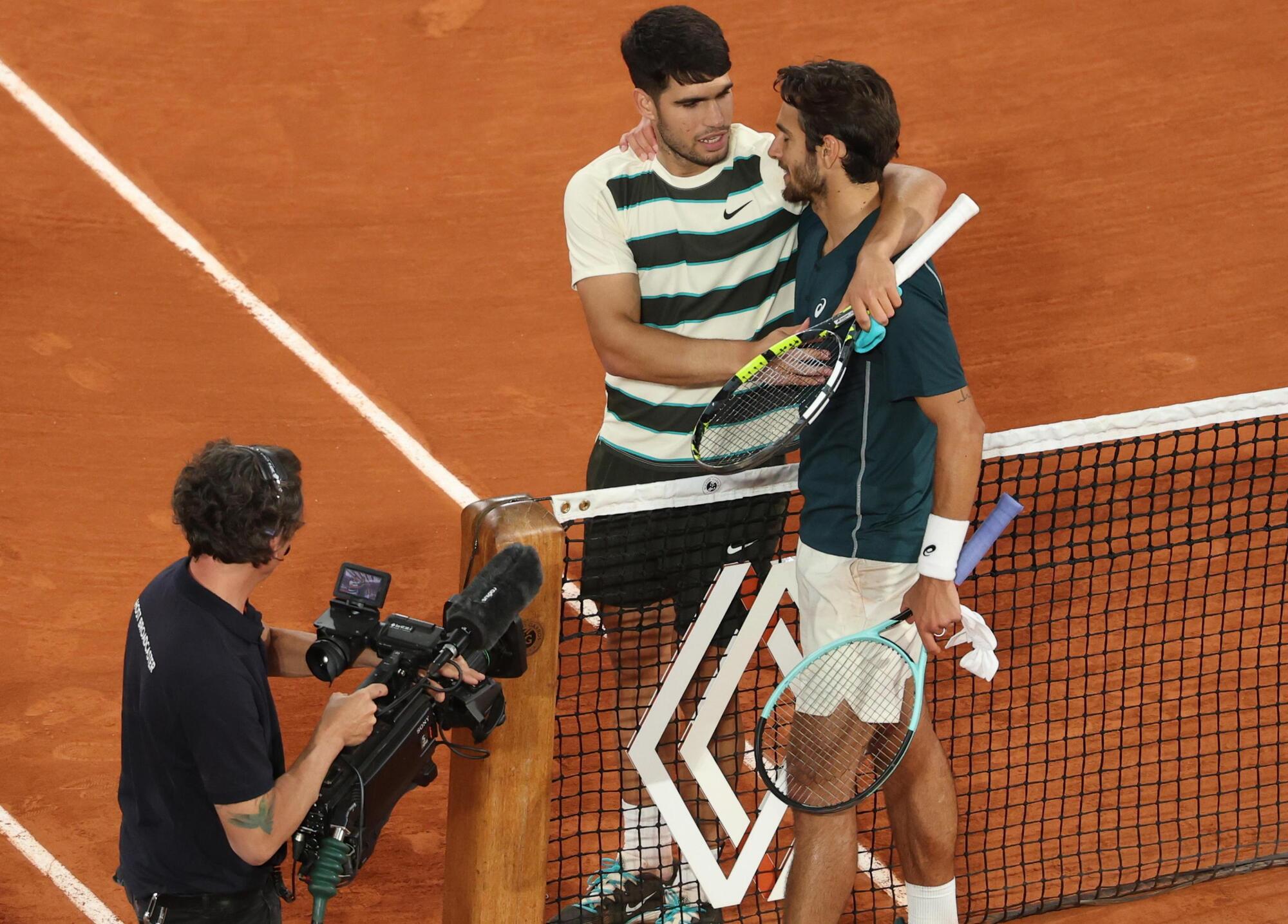 Carlos Alcaraz e Lorenzo Musetti al Roland Garros