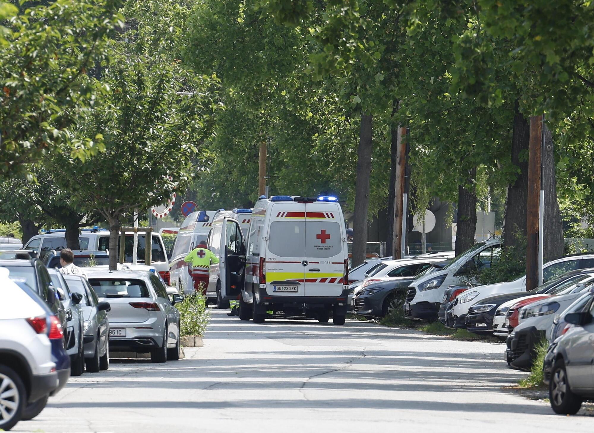 La strage di Graz, almeno dieci morti tra studenti e professori