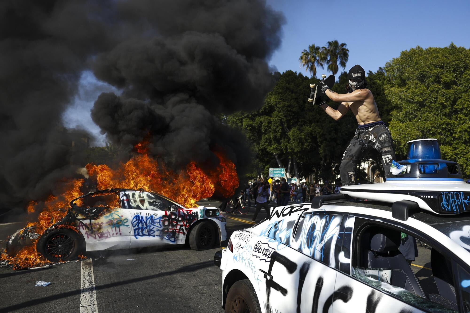 Stati uniti violenza migranti los angeles