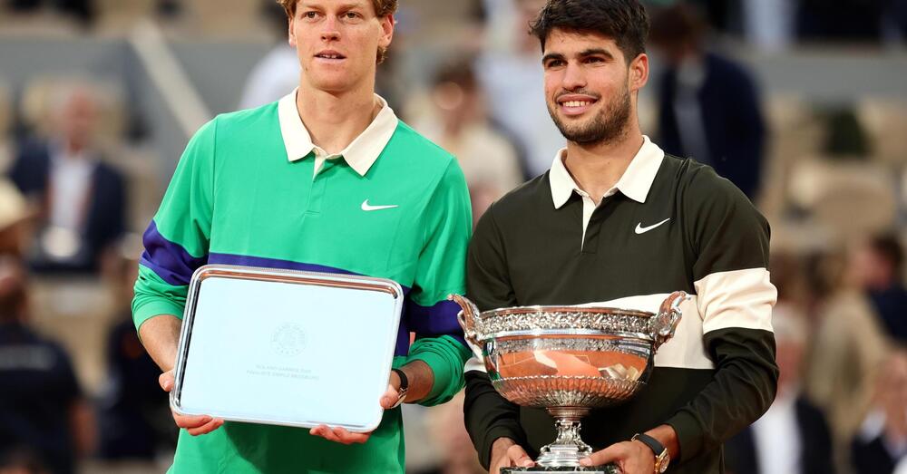 Sinner e Alcaraz, Massimo Bottura spara tra il referendum e il Roland Garros: Carlos &ldquo;Ascendenze arabe&rdquo; e Jannik &ldquo;Italiano madrelingua tedesco&rdquo;. Soncini risponde: &ldquo;E le tasse?&rdquo;. Ma la Storia...