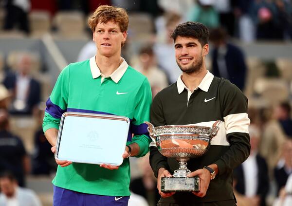 Sinner e Alcaraz, Massimo Bottura spara tra il referendum e il Roland Garros: Carlos &ldquo;Ascendenze arabe&rdquo; e Jannik &ldquo;Italiano madrelingua tedesco&rdquo;. Soncini risponde: &ldquo;E le tasse?&rdquo;. Ma la Storia...