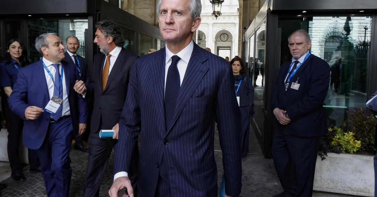 Mediobanca, Nagel in Procura contro Delfin-Caltagirone: il risiko bancario finisce in tribunale? Intanto Orcel (UniCredit) scatenato su Banco Bpm, Golden Power e Commerzbank, mentre Banca Generali e Mps...