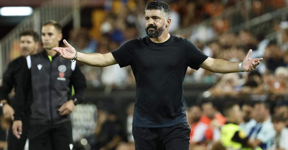 Il nuovo allenatore della Nazionale di calcio? FACCIAMOLO SCEGLIERE A CHATGPT! Ha analizzato i profili di Mancini, Pioli, Ranieri, De Rossi, Cannavaro e Gattuso. Chi preferisce? A sorpresa...