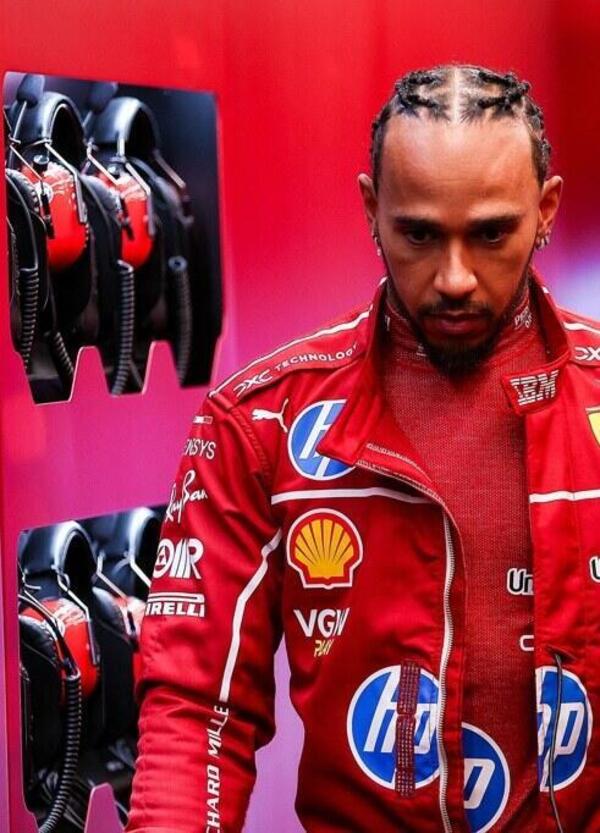 S&igrave;, altra bomba sulla &ldquo;crisi&rdquo; Ferrari: perch&eacute; dietro la delusione di Lewis Hamilton in Spagna sembra esserci una monoposto modificata