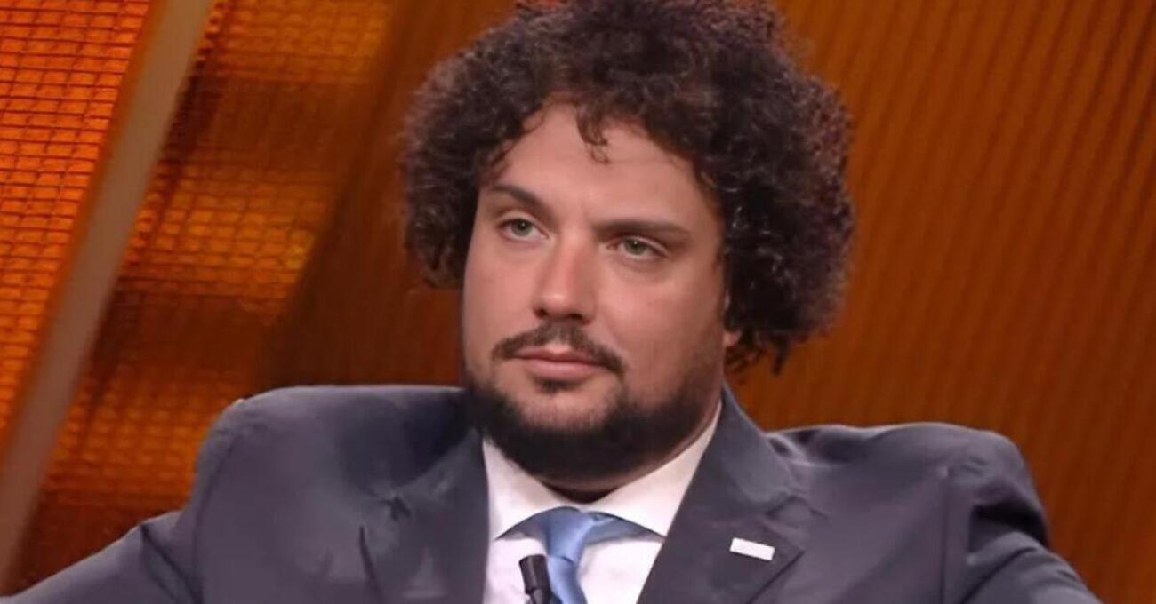 Omicidio Pierina Paganelli, la storia di Davide Barzan, dopo Le Iene, anche sul Corriere: &ldquo;Avvocato fake, assegni a vuoto, progetti immobiliari inesistenti. Tot&ograve; che vende la fontana di Trevi?&rdquo;  