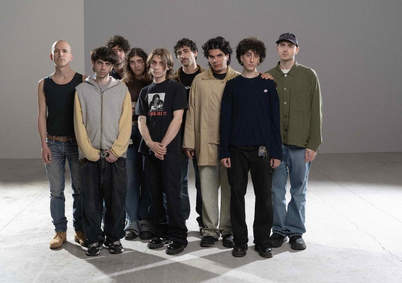 Abbiamo ascoltato &ldquo;Thruppi&rdquo;, il nuovo album di Giovanni Truppi e i Thru Collected, ma com&rsquo;&egrave;? Due generazioni si ritrovano nello stesso dolore. E quella fusione tra italiano e napoletano&hellip;