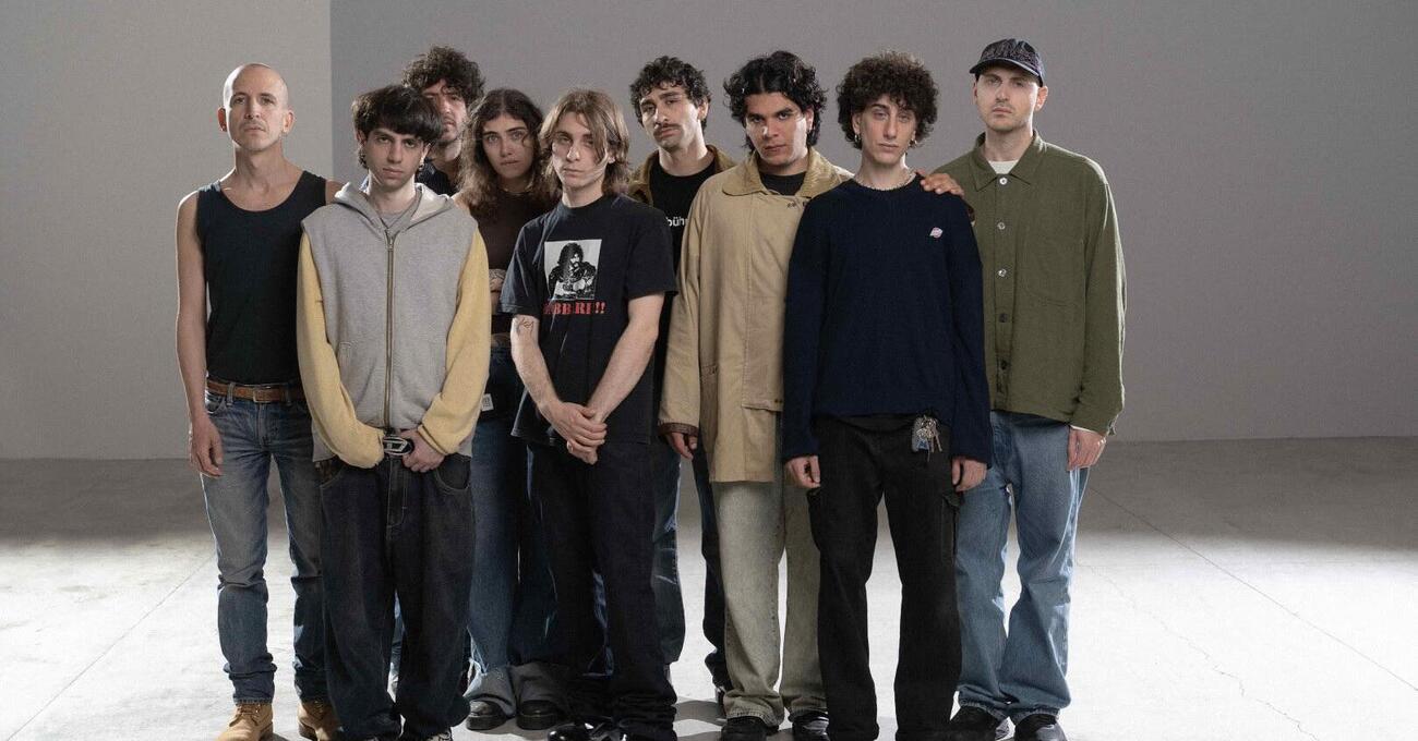Abbiamo ascoltato &ldquo;Thruppi&rdquo;, il nuovo album di Giovanni Truppi e i Thru Collected, ma com&rsquo;&egrave;? Due generazioni si ritrovano nello stesso dolore. E quella fusione tra italiano e napoletano&hellip;