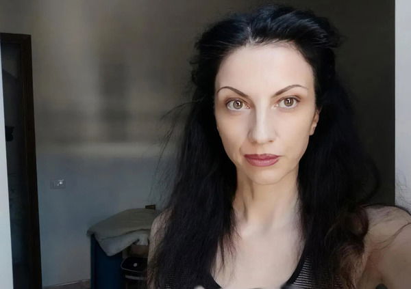 Da cosa nasce la poetica di Veronica Tomassini? Leggete &quot;Il roveto ardente&quot;, estratto dal saggio in lavorazione grazie alla residenza artistica organizzata da Transeuropa e Colombre