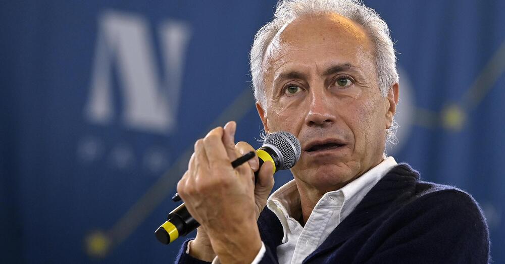 Delitto di Garlasco, Travaglio sbeffeggia le nuove ipotesi sull&#039;omicidio Poggi: &ldquo;Escludiamo il suicidio?&rdquo;. Sulle &ldquo;tre verit&agrave;&rdquo; del dna sotto le unghie: &ldquo;Capita, se la vittima ha tre mani&rdquo;. E su Bossetti a Belve Crime e la traccia sulle mutandine di Yara...
