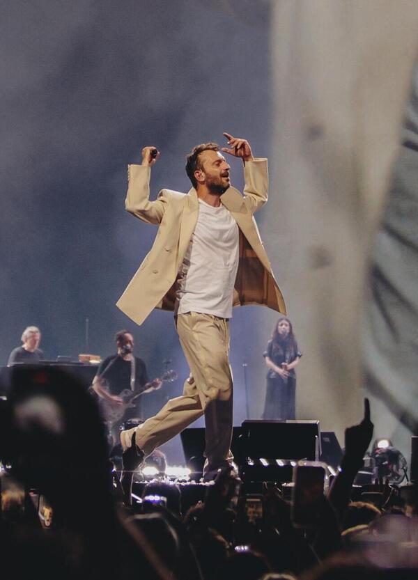 Siamo stati al concerto di Cremonini a San Siro, ma com&rsquo;&egrave; stato? Abbiamo capito la formula del suo successo e&hellip;