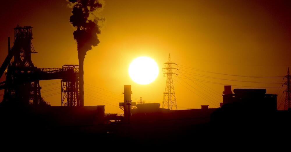 Ecco come Taranto &egrave; diventata la &ldquo;MONNEZZOPOLI D&#039;ITALIA&rdquo;. Dopo Ilva, Eni e gli inceneritori, arriva una nuova discarica grande come 5 campi da calcio. Ma l&rsquo;immondizia &egrave; la chiave per il potere?