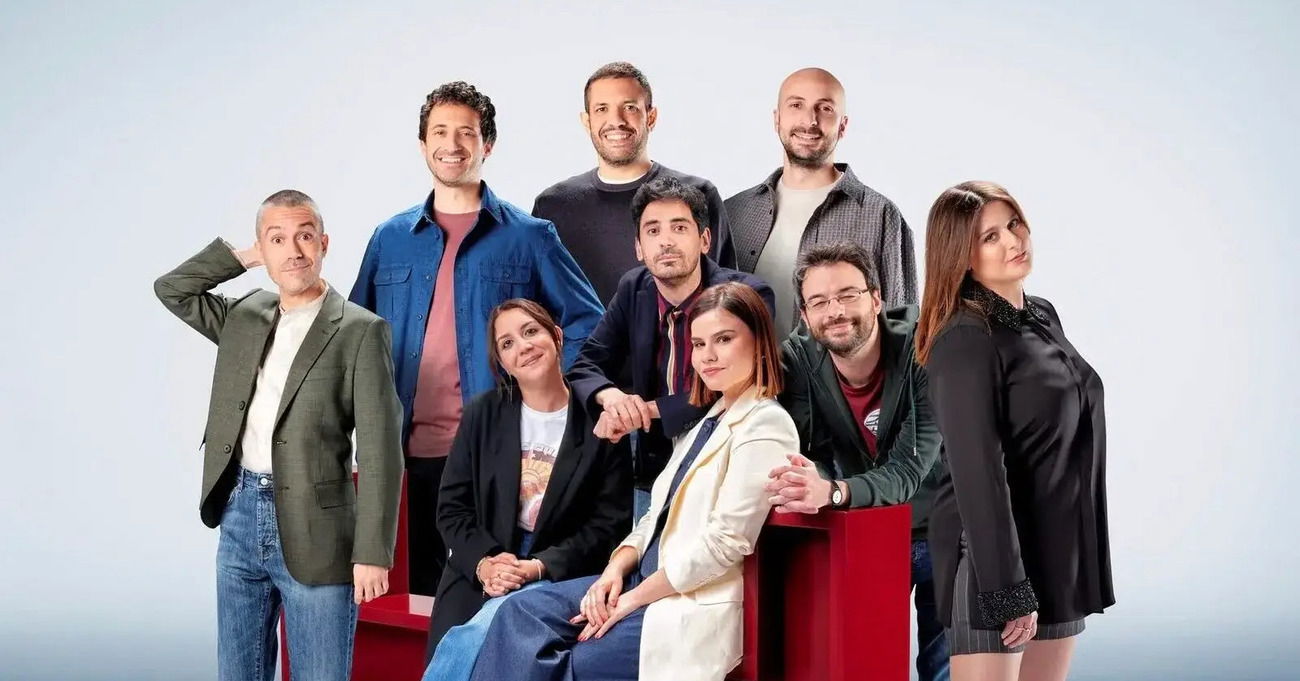 Aldo Grasso stronca &ldquo;Io sono la fine del mondo&rdquo; di Angelo Duro: &ldquo;Noioso e prevedibile&rdquo;. L&#039;alternativa? &ldquo;In &amp; Out - Niente di serio&rdquo; (Tv8 e Sky): &ldquo;Un programma comico che finalmente fa ridere&rdquo;.  E su Michela Giraud e Saverio Raimondo&hellip;